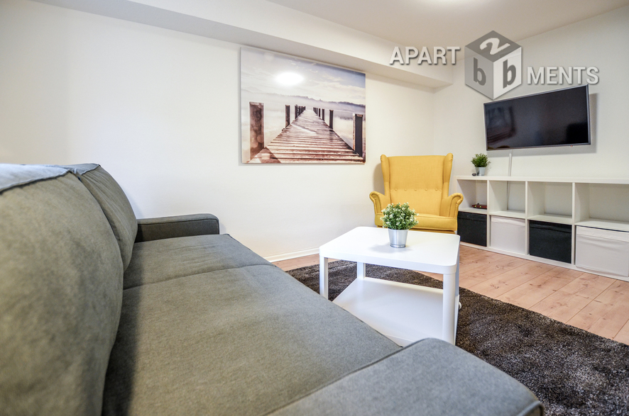 Modern furnished and quiet apartment in Cologne-Neustadt-North