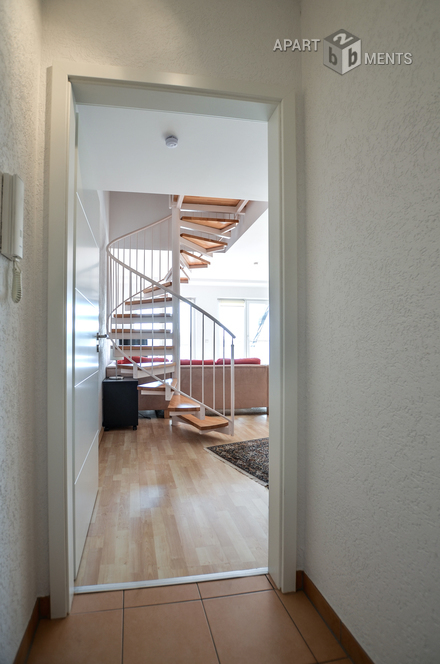 Modern möblierte Maisonette-Wohnung in Köln-Vingst