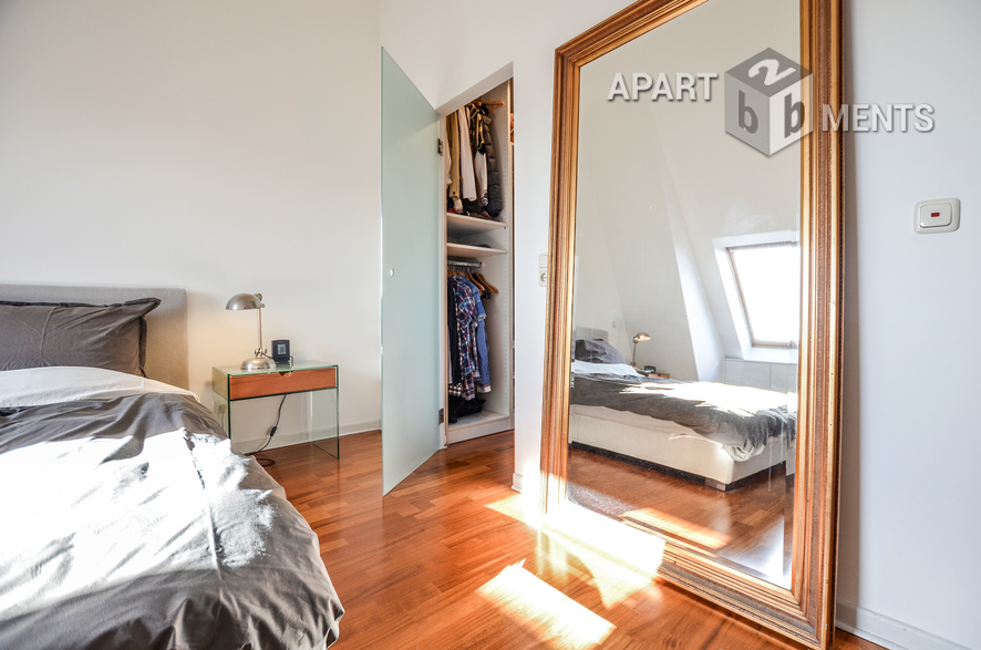 High-quality and bright 2.5 room apartment in 1a City location - on 2 levels