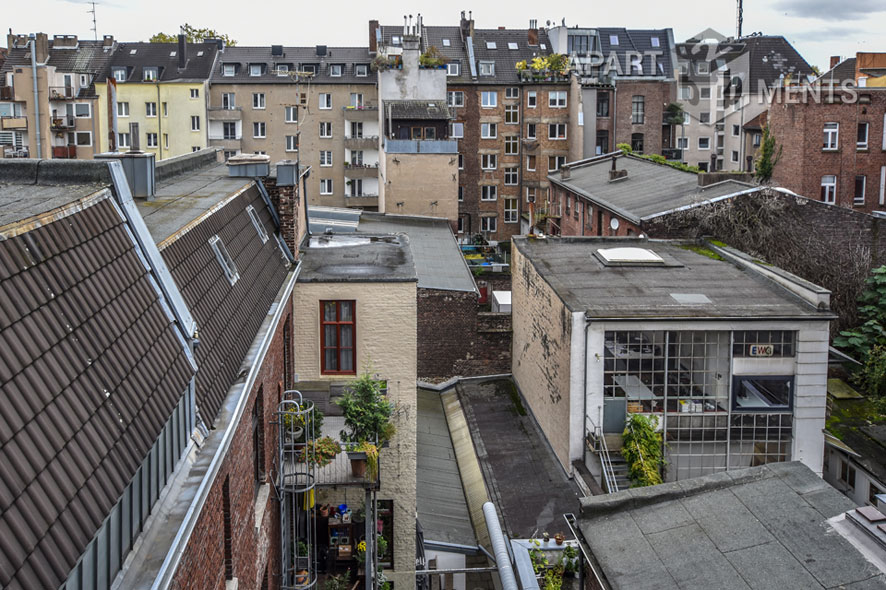 Modern möblierte Wohnung mit zwei Balkonen in Köln-Neustadt-Süd