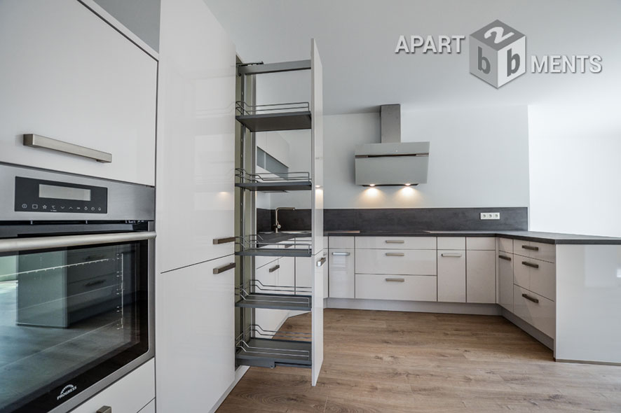 4 room newly built apartment with high quality kitchen in Burscheid
