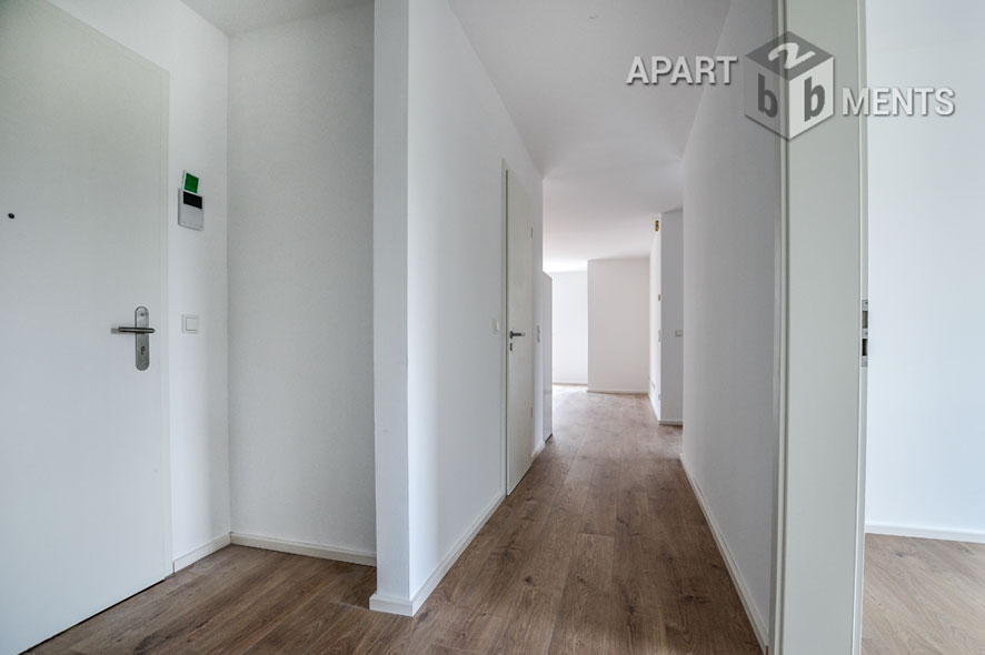 4 room newly built apartment with high quality kitchen in Burscheid
