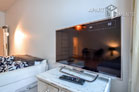Modern furnished apartment in best city location in Cologne-Altstadt-Nord
