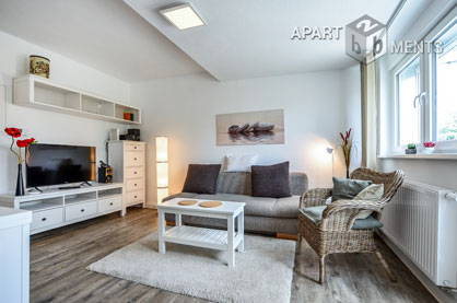 Modern möblierte Wohnung in 3-Familienhaus in Köln-Flittard