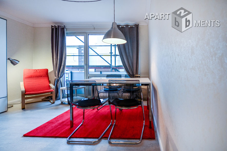Möblierte Wohnung mit 3 Schlafzimmern in Köln-Deutz