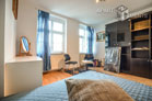 Möblierte Wohnung mit zwei Balkonen in Köln-Deutz