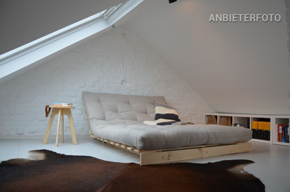 Stylish and modern furnished maisonette apartment in Cologne-Ehrenfeld