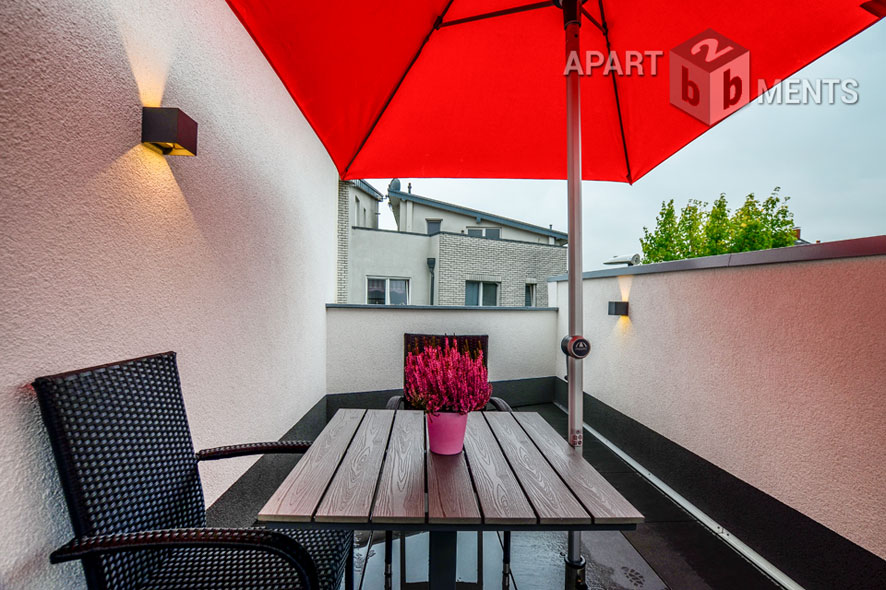 Modern und hochwertig möblierte Wohnung mit Sonnenterrasse in Köln-Niehl