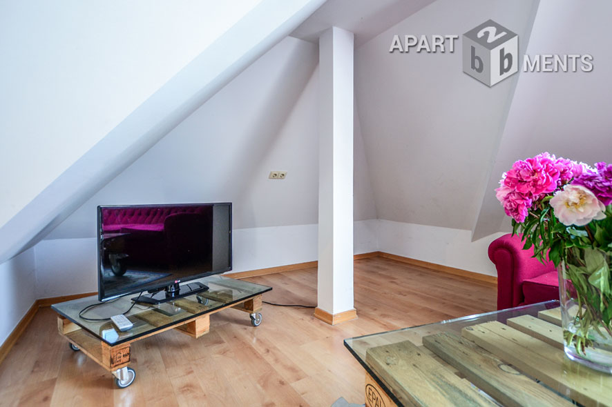 Furnished 2-room granny apartment in the attic in Cologne-Junkersdorf