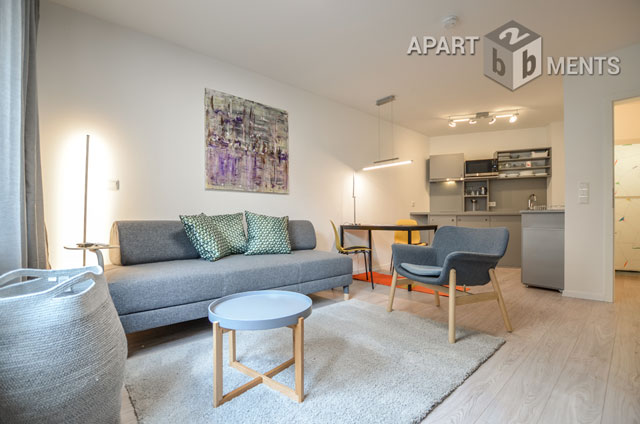 Modern furnished and centrally located apartment in Cologne-Altstadt-Süd