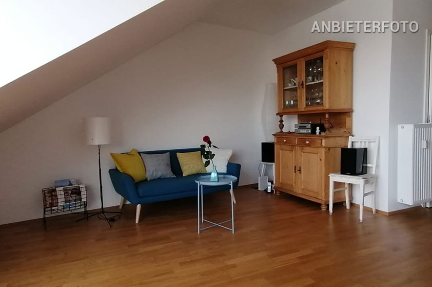 Möbliertes und geräumiges Apartment in Köln-Raderberg
