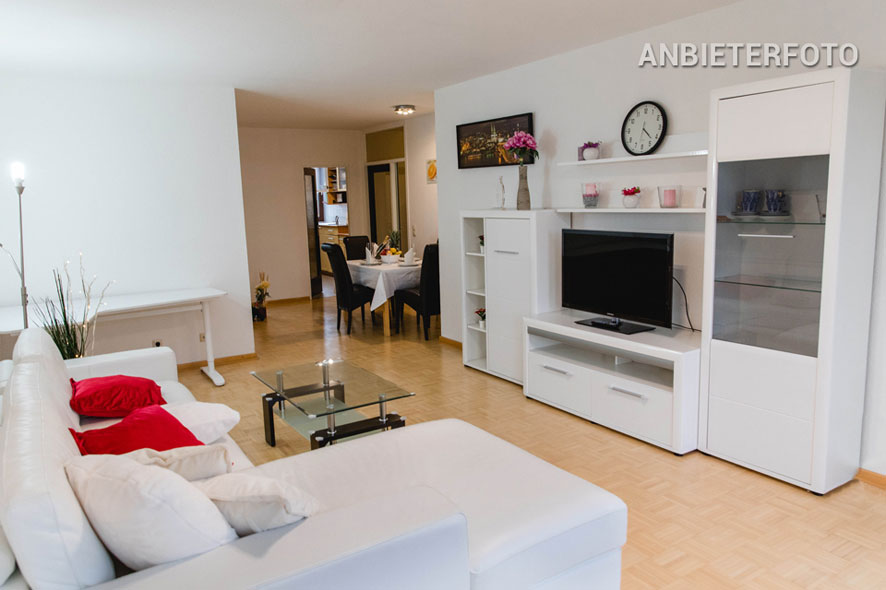 Möblierte und luxuriöse Wohnung mit Balkon in ruhiger Lage in Wesseling