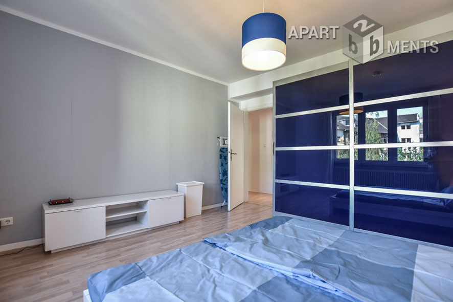 Möblierte 3-Zimmer-Wohnung mit PKW-Stellplatz und 2 Balkonen in Köln-Neustadt-Nord