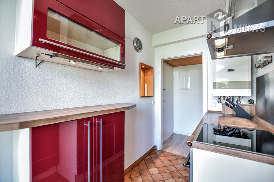 Möblierte 3-Zimmer-Wohnung mit PKW-Stellplatz und 2 Balkonen in Köln-Neustadt-Nord