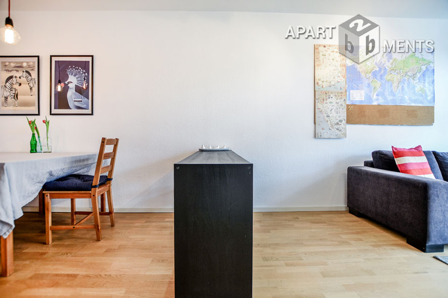 Furnished and spacious apartment with small balcony in Cologne-Sülz