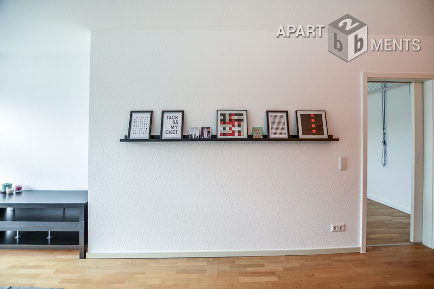 Furnished and spacious apartment with small balcony in Cologne-Sülz