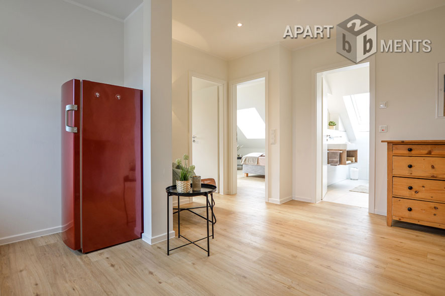 Modern möblierte Wohnung mit 2 Schlafzimmern in Bergisch Gladbach-Bensberg