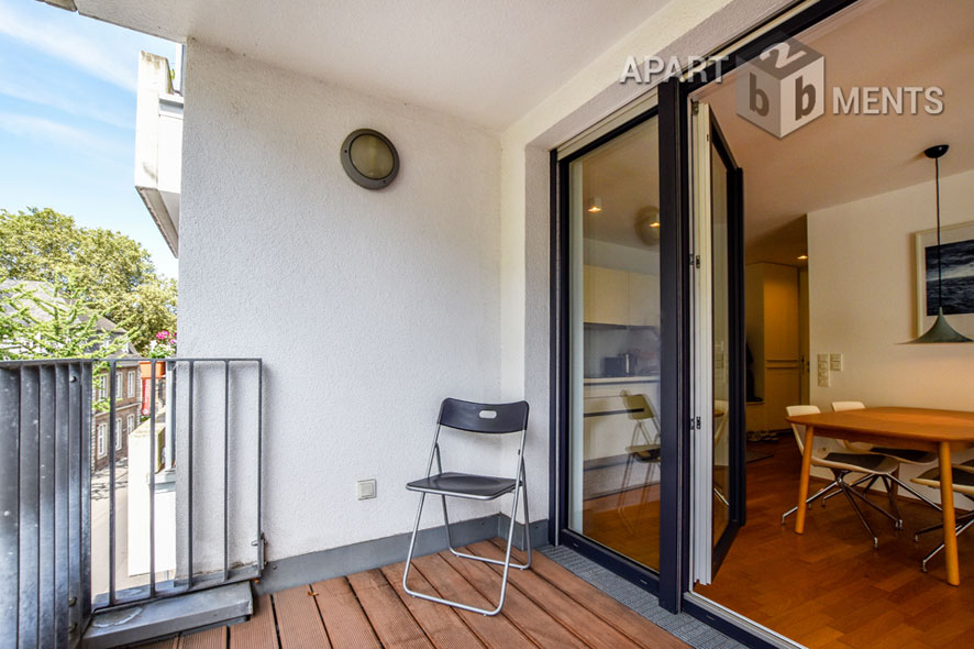 Luxuriös möblierte lichtdurchflutete Wohnung mit Balkon in Köln-Altstadt-Süd