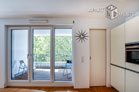 Luxuriös möblierte lichtdurchflutete Wohnung mit Balkon in Köln-Altstadt-Süd