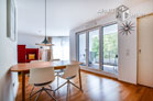 Luxuriös möblierte lichtdurchflutete Wohnung mit Balkon in Köln-Altstadt-Süd