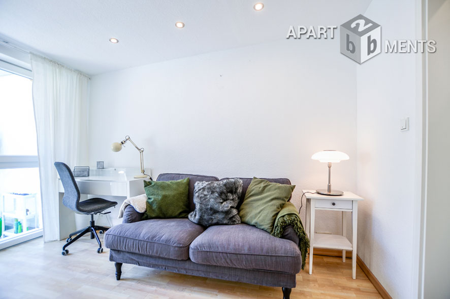 Modern furnished and centrally located apartment with terrace and garden in Cologne-Altstadt-North