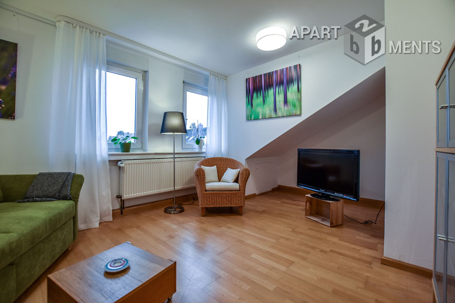 Furnished attic apartment in Cologne-Longerich