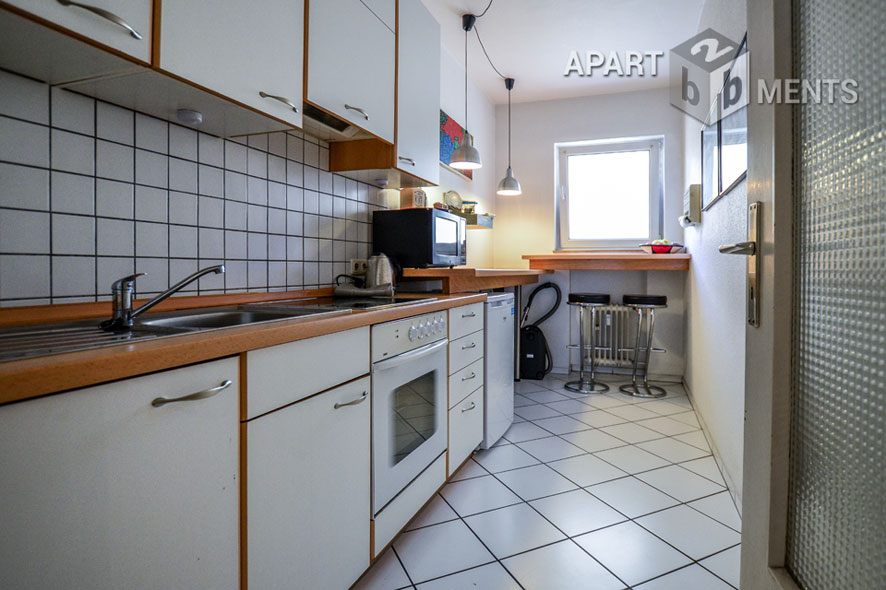 Furnished apartment with balcony in Cologne-Altstadt-Süd