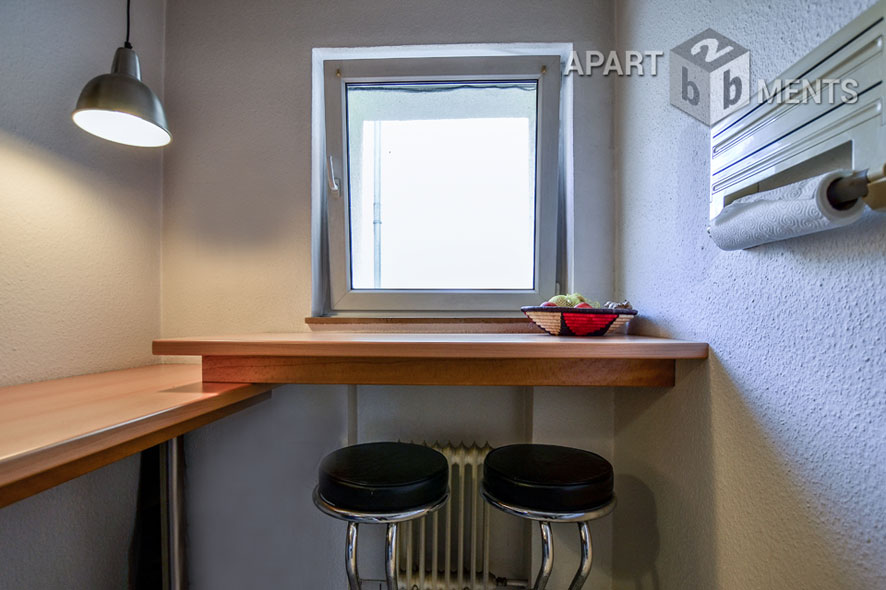 Furnished apartment with balcony in Cologne-Altstadt-Süd