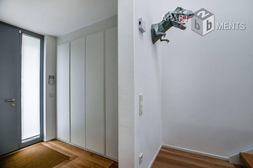Modern und hochwertig möblierte Doppelhaushälfte in Köln-Rondorf