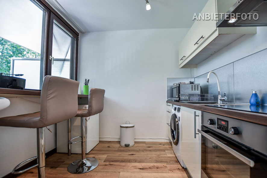 Modern möblierte Balkonwohnung der Top-Kategorie in Köln-Weiden