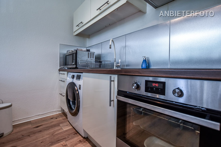 Modern möblierte Balkonwohnung der Top-Kategorie in Köln-Weiden