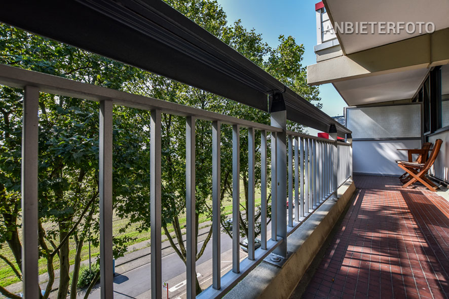 Modern möblierte Balkonwohnung der Top-Kategorie in Köln-Weiden