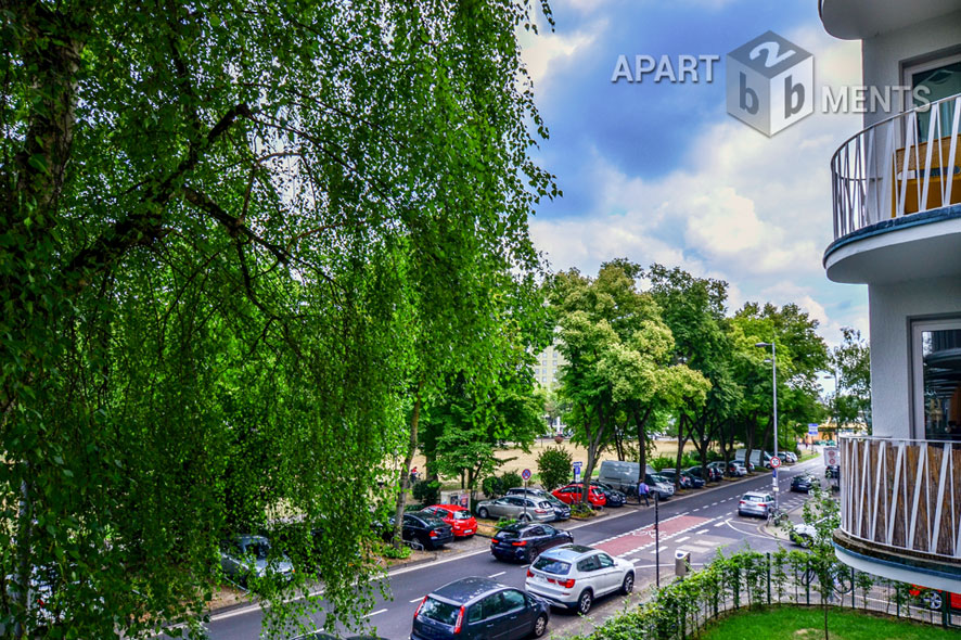 Exclusively furnished 2-room apartment in Cologne-Neustadt-North with balcony