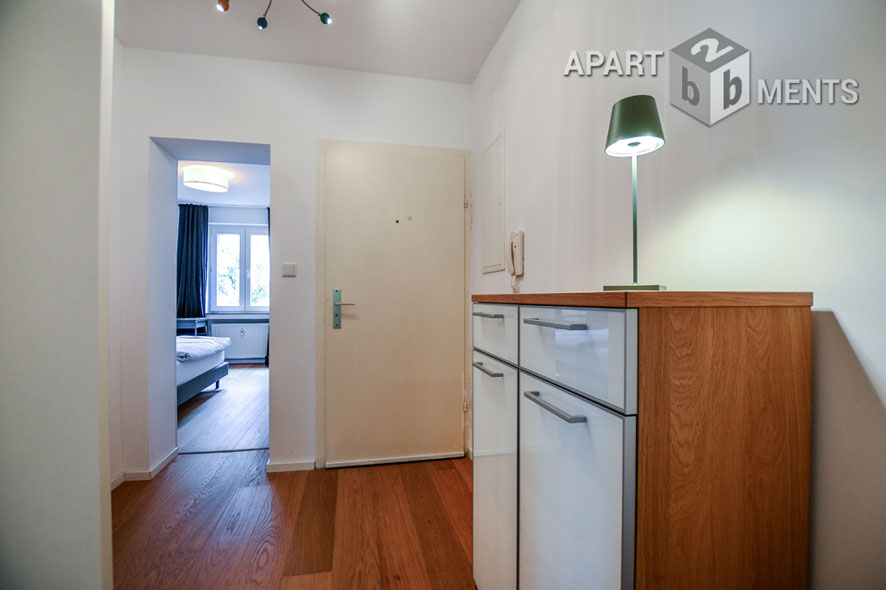 Exclusively furnished 2-room apartment in Cologne-Neustadt-North with balcony