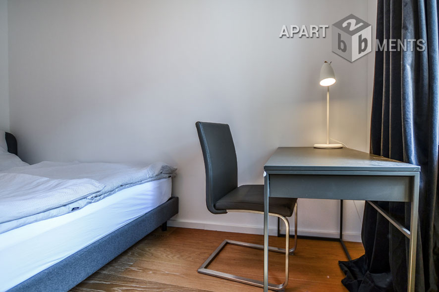 Exclusively furnished 2-room apartment in Cologne-Neustadt-North with balcony