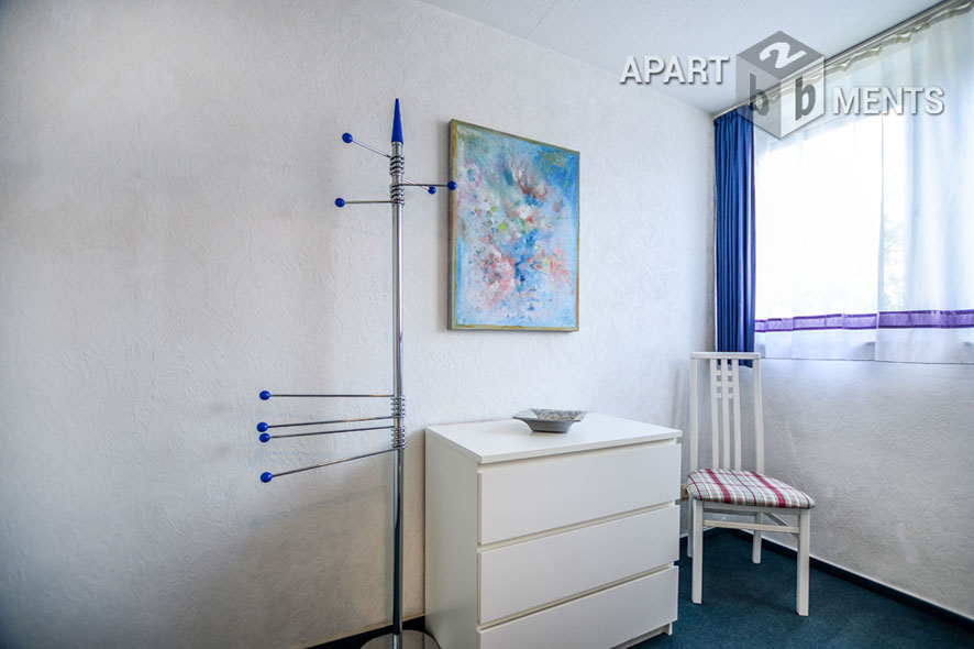 Möblierte 2-Zimmer-Wohnung mit Balkon in Bergisch Gladbach-Refrath
