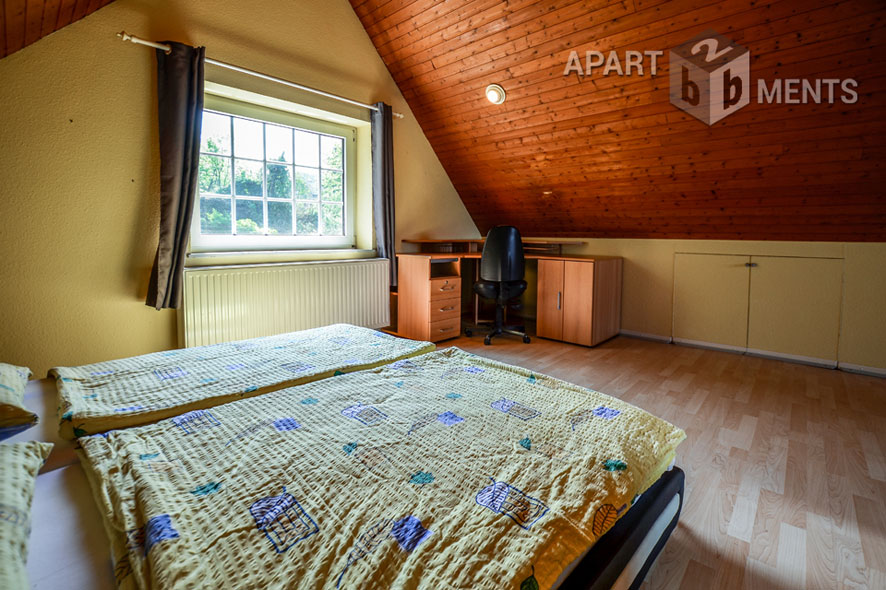 Möblierte Maisonette-Wohnung in ruhiger Lage in Hürth