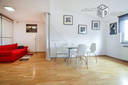 Furnished attic studio apartment with balcony in Cologne-Neustadt-North
