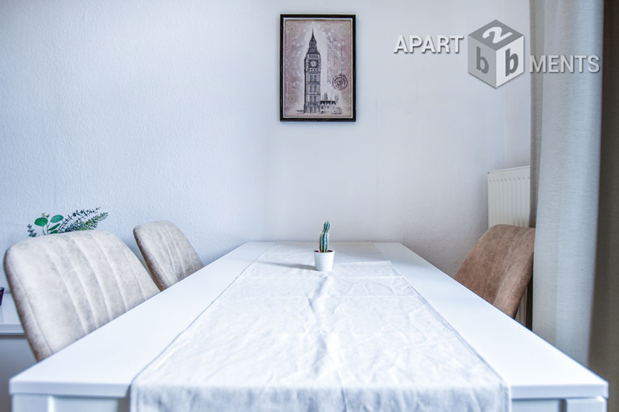 Modern furnished apartment in an historic building with southwest balcony in Cologne-Sülz