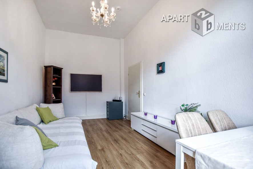 Modern furnished apartment in an historic building with southwest balcony in Cologne-Sülz