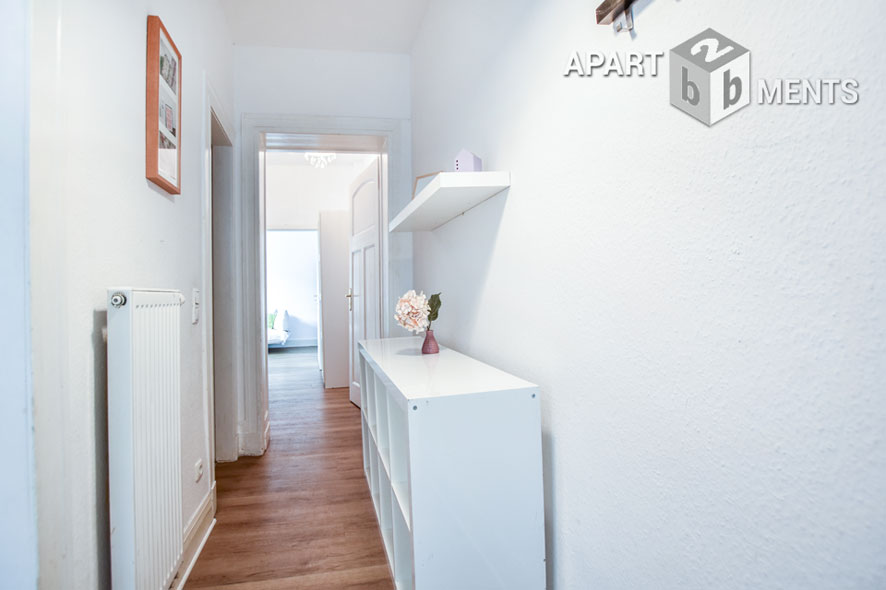 Modern furnished apartment in an historic building with southwest balcony in Cologne-Sülz