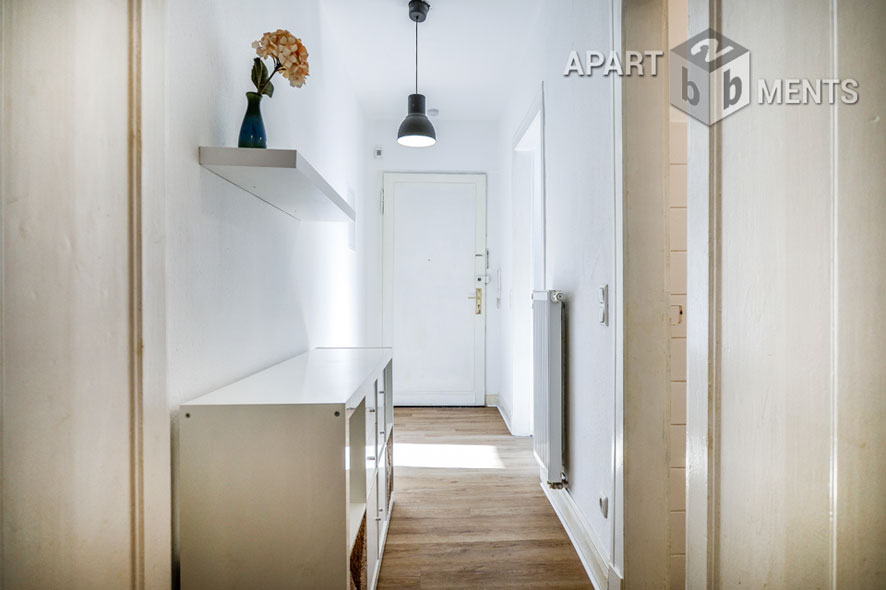 Modern furnished apartment in an historic building with southwest balcony in Cologne-Sülz