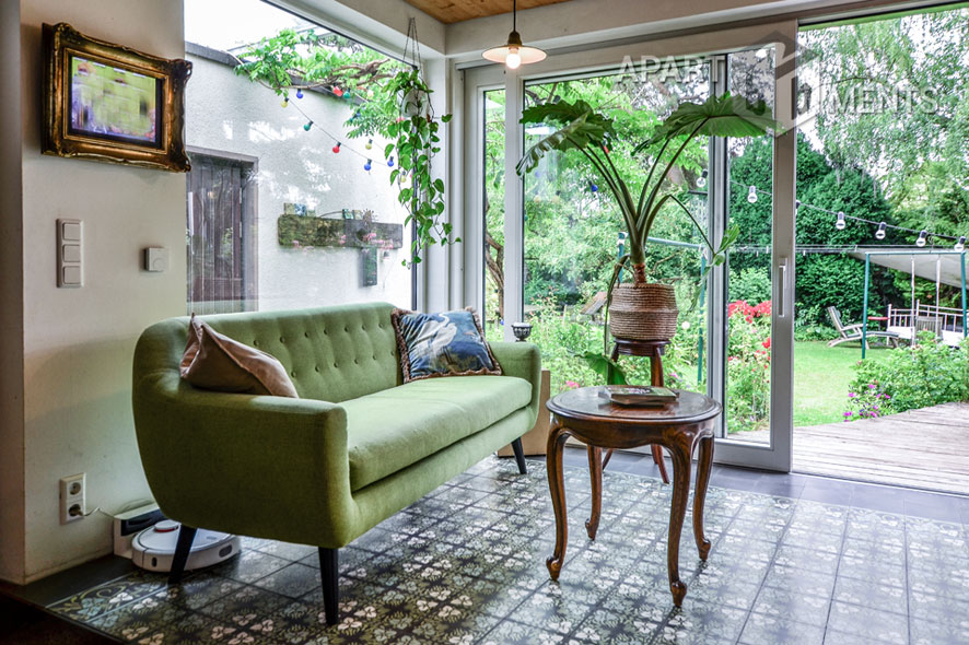 Möblierte Doppelhaushälfte mit Terrasse und Garten in Dormagen