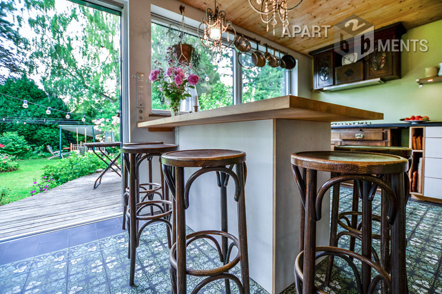 Möblierte Doppelhaushälfte mit Terrasse und Garten in Dormagen