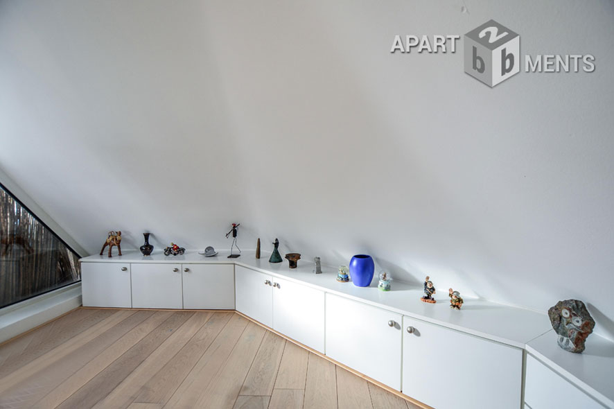 Attic loft with terrace in the Belgian Quarter in Cologne Old Town North