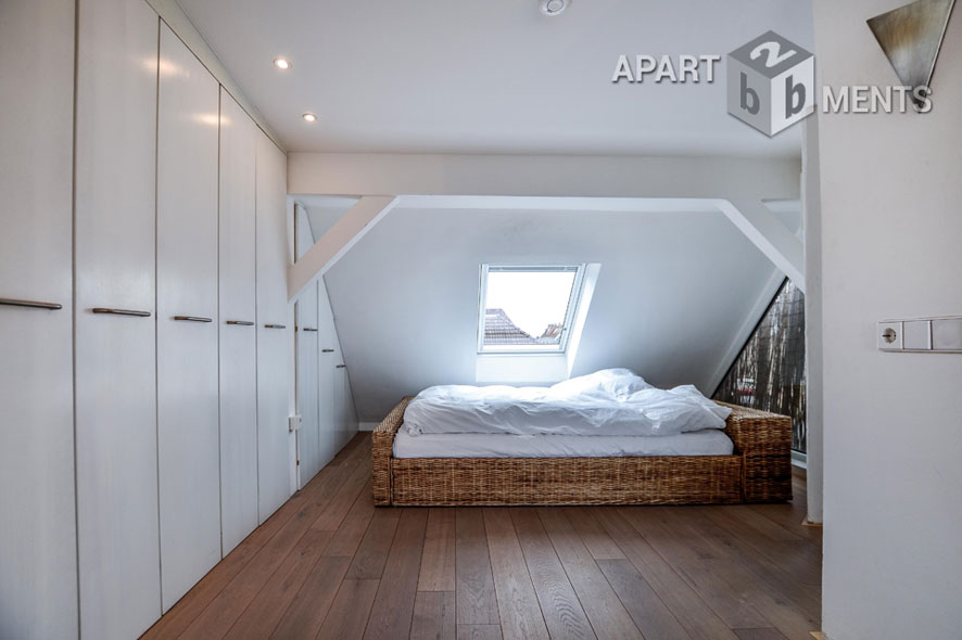 Attic loft with terrace in the Belgian Quarter in Cologne Old Town North