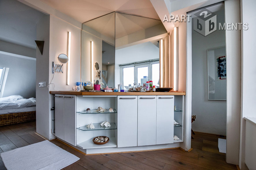 Attic loft with terrace in the Belgian Quarter in Cologne Old Town North