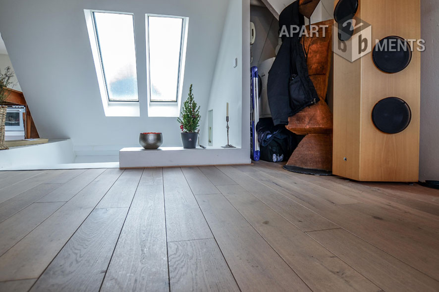 Attic loft with terrace in the Belgian Quarter in Cologne Old Town North