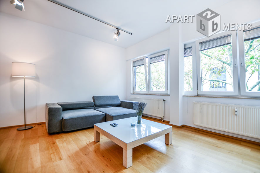 High quality furnished 3 room apartment in central location in Cologne-Ehrenfeld