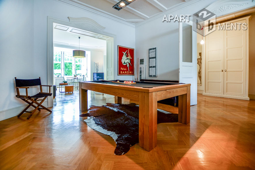 Furnished old building flat with elevator at Volksgarten in Cologne Neustadt-Süd